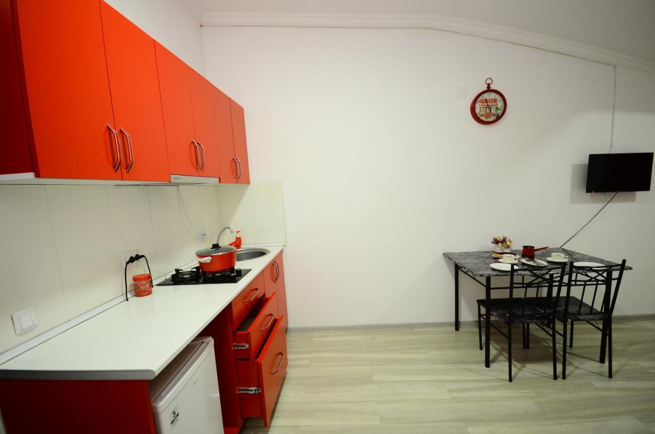 Aparthotel My Home Батуми Екстериор снимка