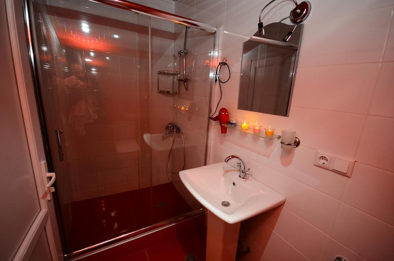 Aparthotel My Home Батуми Екстериор снимка