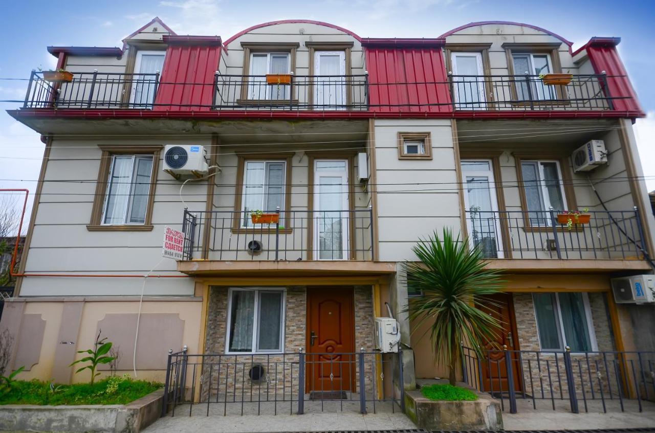 Aparthotel My Home Батуми Екстериор снимка