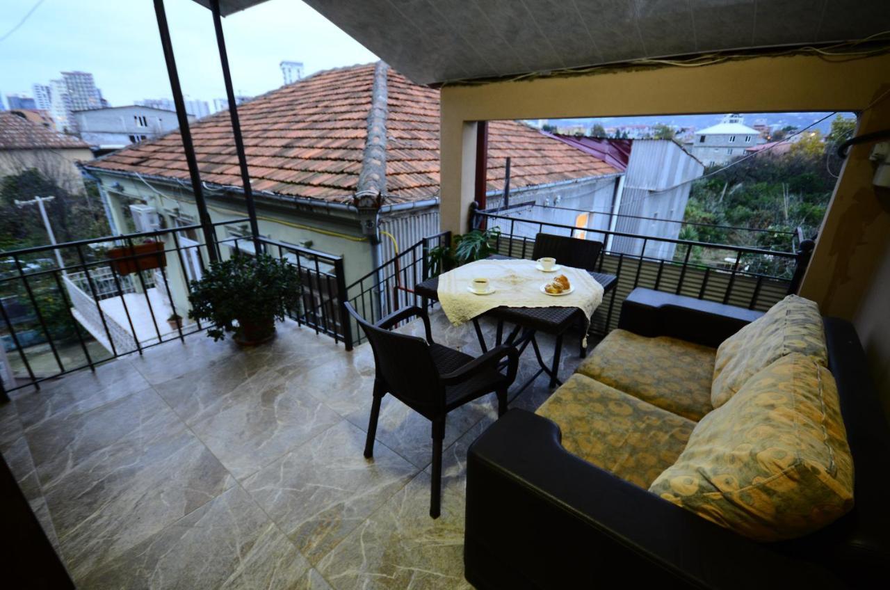 Aparthotel My Home Батуми Екстериор снимка