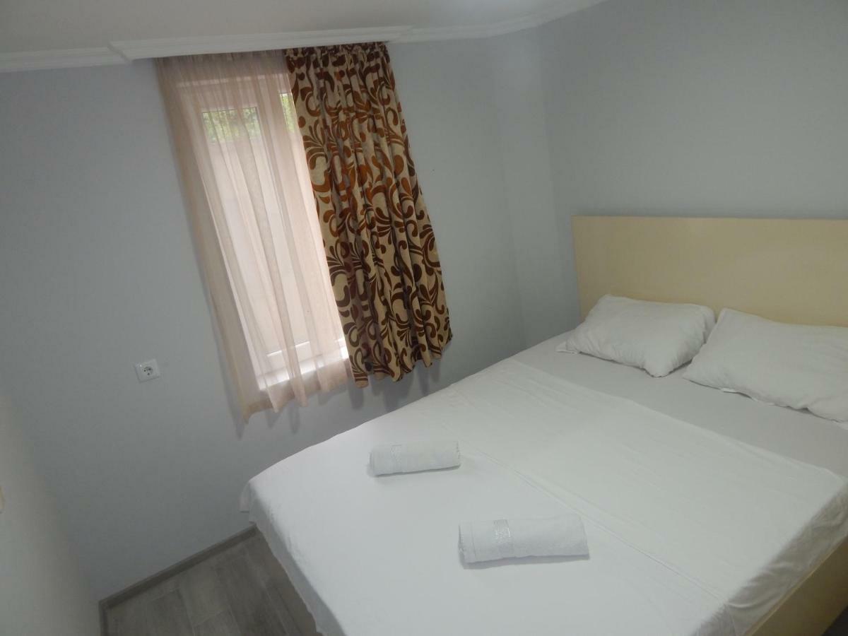 Aparthotel My Home Батуми Екстериор снимка
