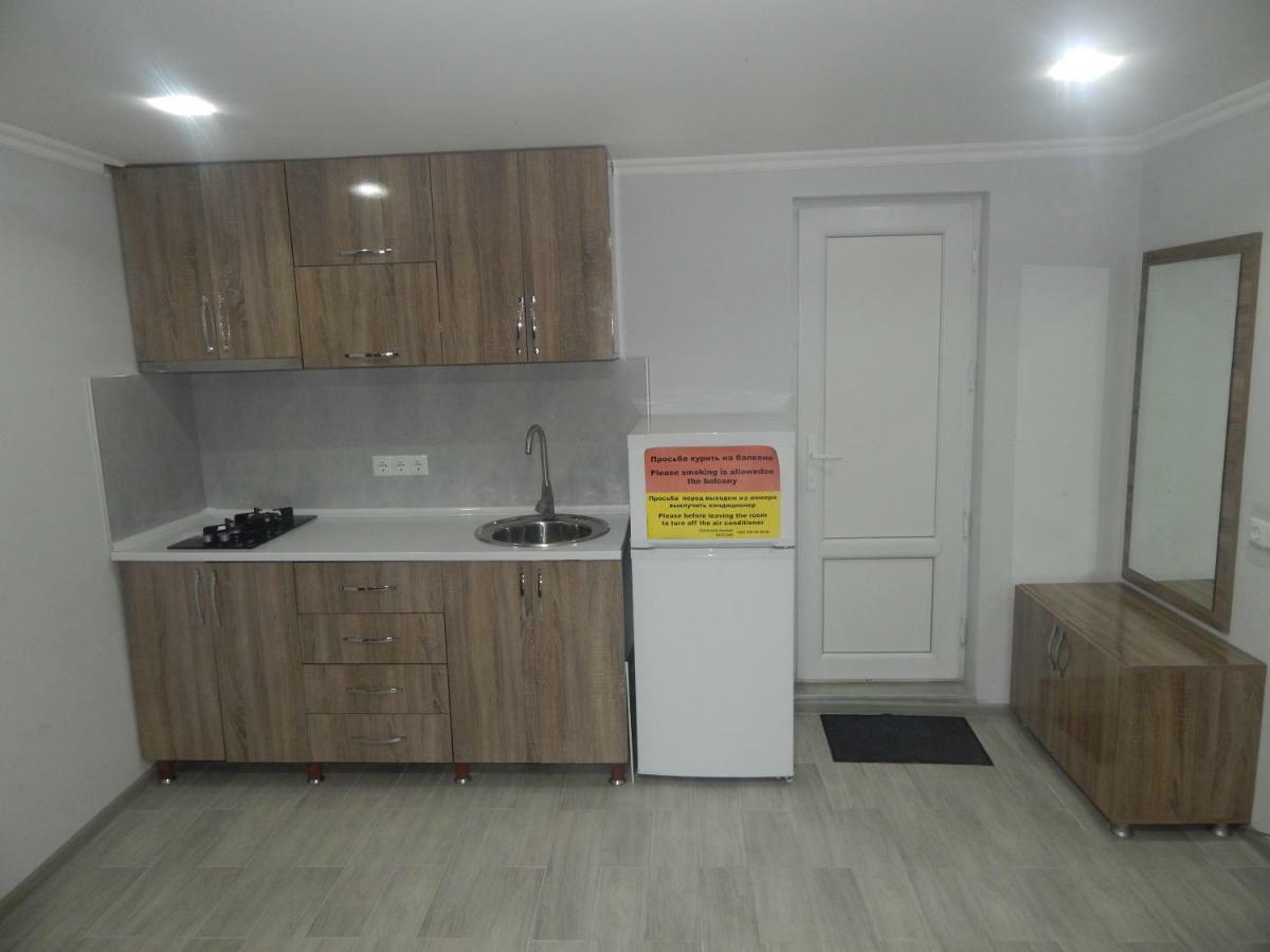 Aparthotel My Home Батуми Екстериор снимка