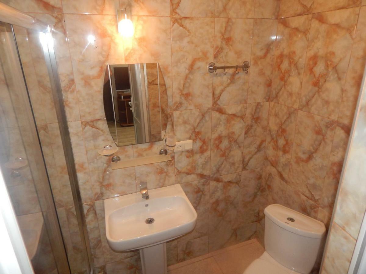 Aparthotel My Home Батуми Екстериор снимка