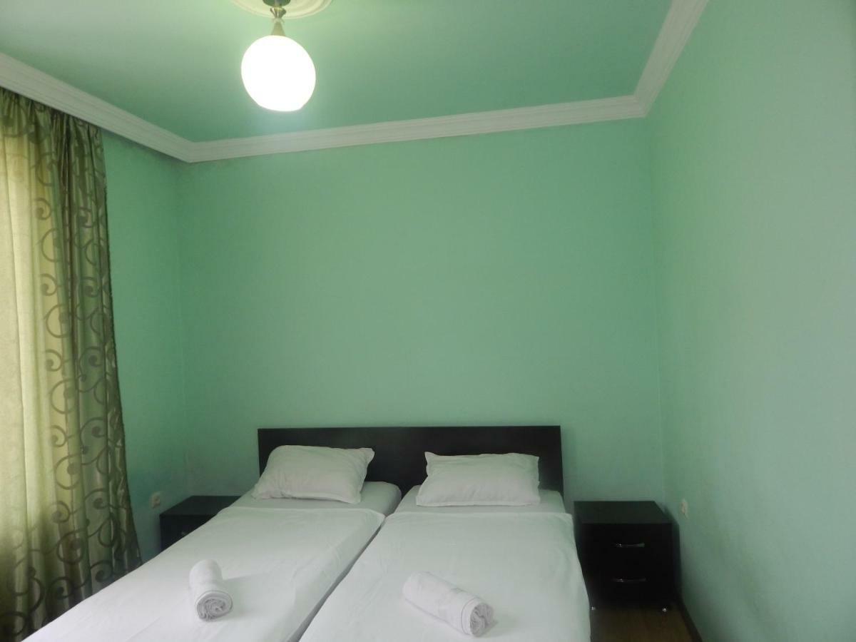 Aparthotel My Home Батуми Екстериор снимка